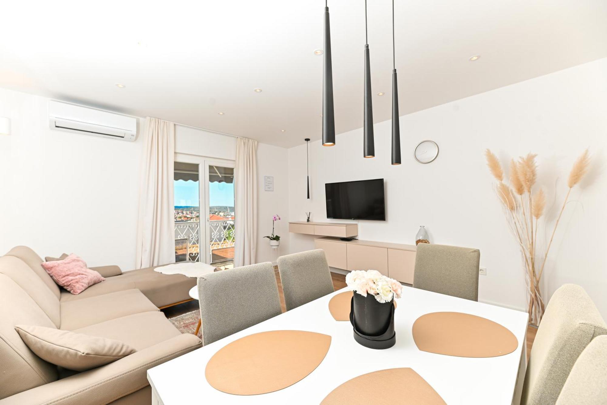Apartment Dajana Feeling Of Home Trogir Exteriér fotografie