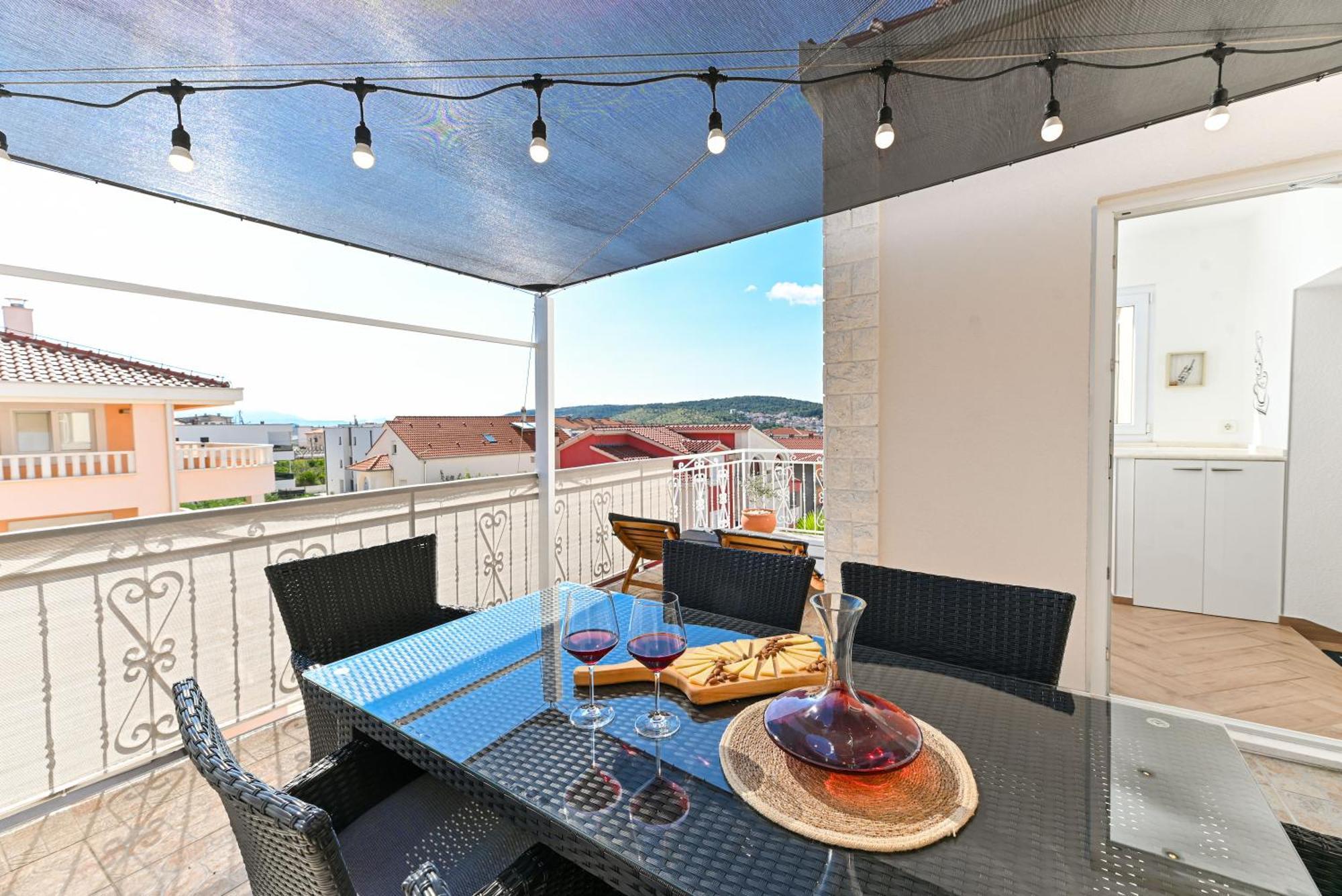 Apartment Dajana Feeling Of Home Trogir Exteriér fotografie